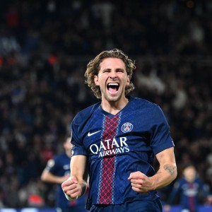 开云体育下载-扎巴尔尼：批评声总是足球的一部分，但我始终保持专注