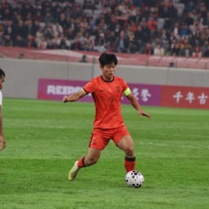 开云-向余望：我还需踢出更好的表现 后两场争取再进球